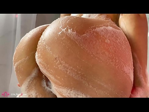 ❤️ O Brunette Masturbate Pussy ma Vibrator i Intense Orgasm i le Ta'ele ❤️ Pono fa'afale ❤
